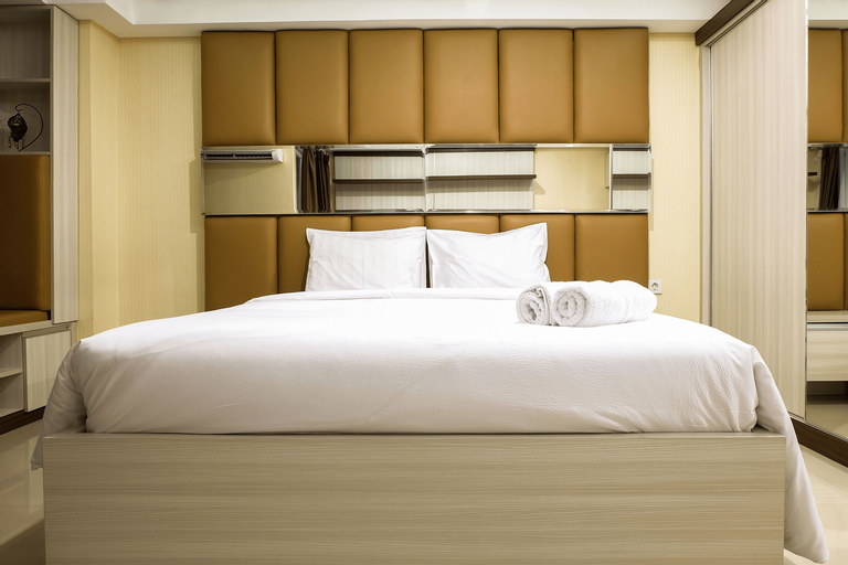Modern Furnished Studio Apartment Near MT Haryono And Cawang By Travelio, East Jakarta