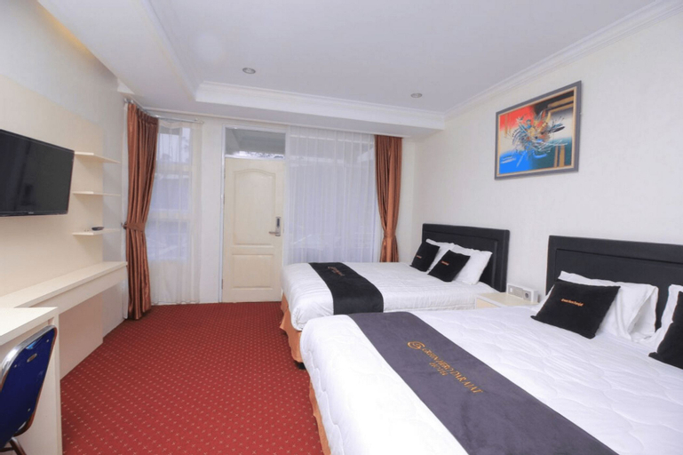 Green Hero Derajat Hotel, Garut