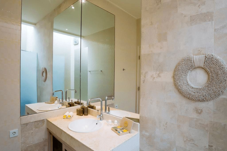 Bathroom 2, Villa Casabola, Badung