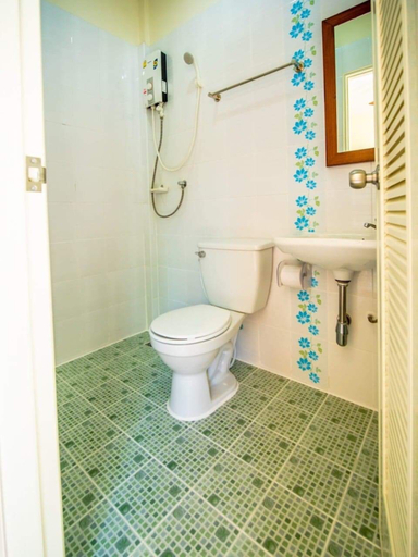 Bathroom 5, Muchshima House, Pulau Phuket