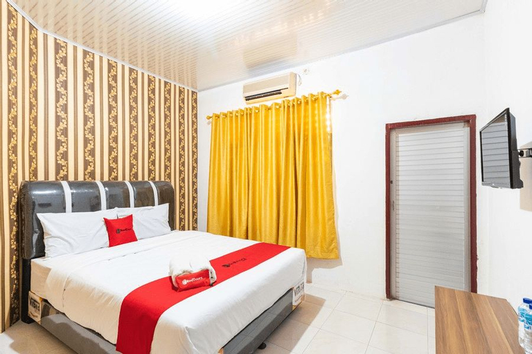 Bedroom 8