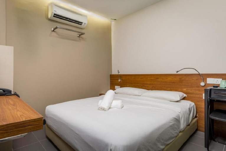 Max Hotel Subang Jaya Room Type - Superior Queen (Room Only)