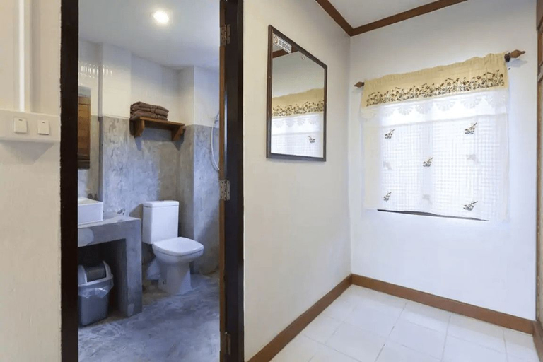 Bathroom 5, Little Home Guesthouse, Muang Chiang Mai