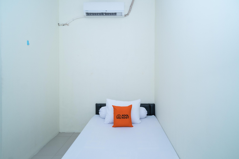 KoolKost Syariah near Plaza Atrium Senen (Minimum Stay 6 Nights) (temporarily closed), Central Jakarta