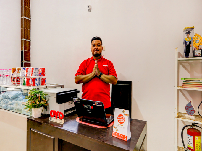 Food & Drinks, OYO 90051 Guest House Parangtritis, Bantul
