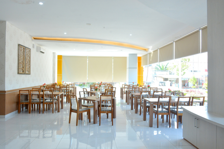 Food & Drinks 5, SALLO HOTEL SENGKANG, Wajo