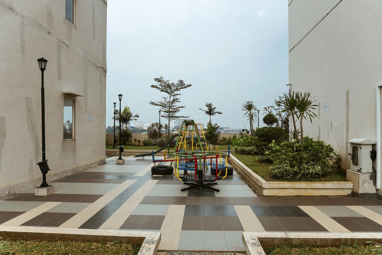 Exterior & Views 6
