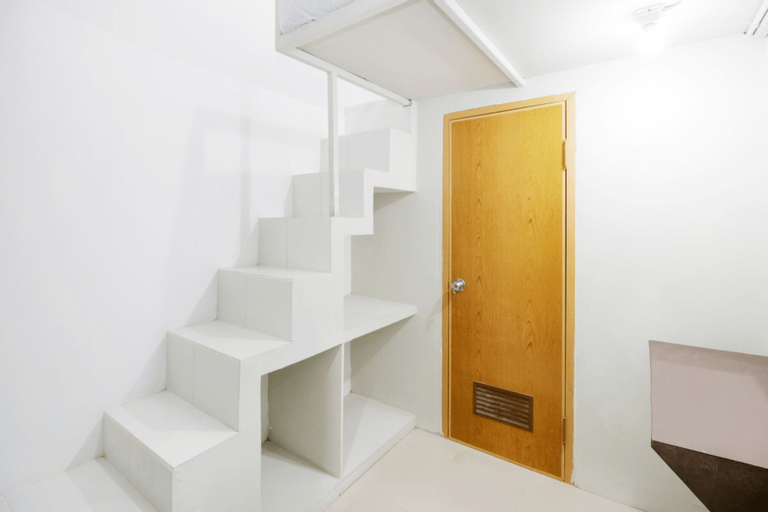 Kamar Keluarga Pluit, North Jakarta