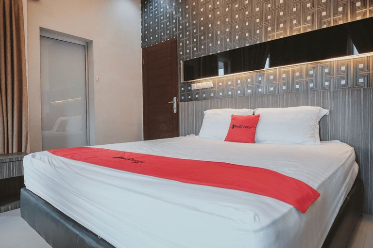 Bedroom 10