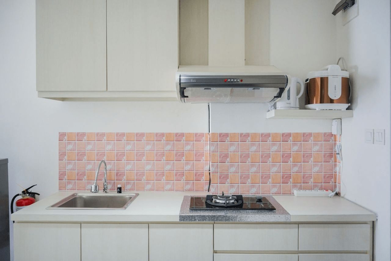 Others 2, Minimalist Studio Bintaro Icon Apartment near British School By Travelio, Tangerang Selatan