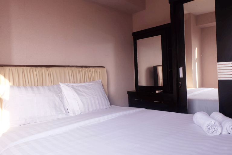 2 BR Kalibata Apartment With Sofa Bed Near Shopping Center By Travelio, South Jakarta