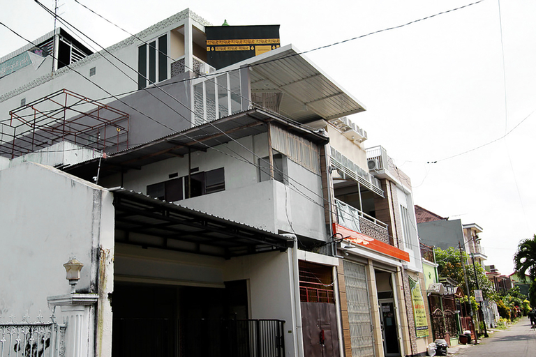 OYO 3949 Griya Aisyah Syariah, Malang