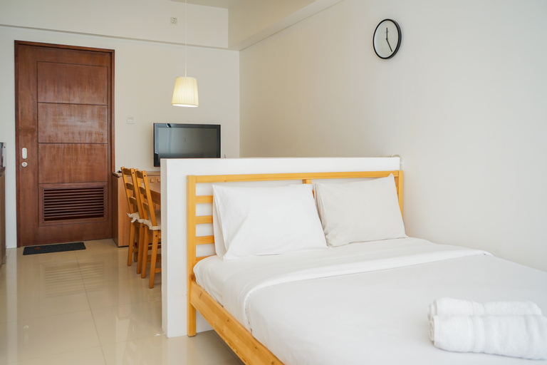 Bedroom 2, Modern and Comfy Studio Apartment The Accent Bintaro By Travelio, Tangerang Selatan