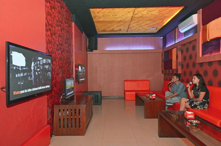 Public Area 30