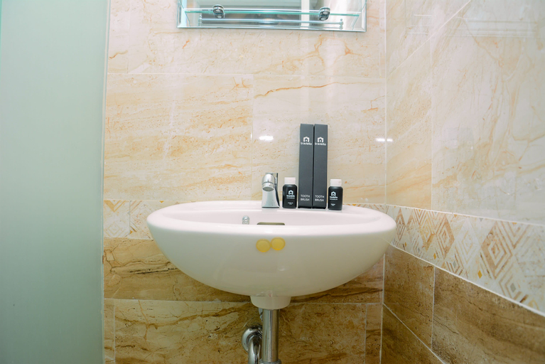 Bedroom 3, Comfortable 2BR Green Central City Apartment By Travelio, West Jakarta