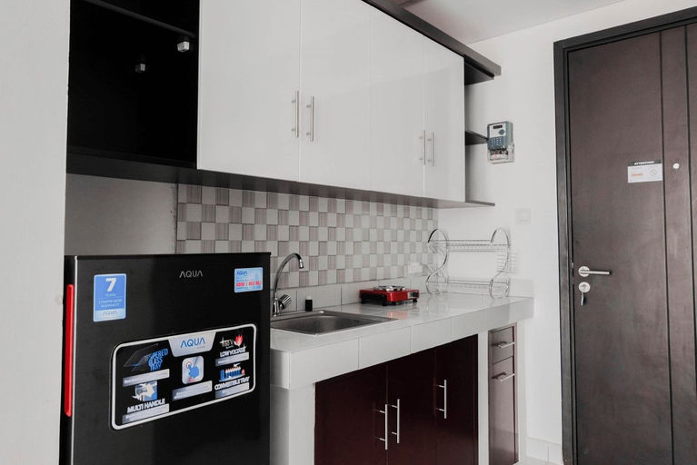 Others 2, Good Compact Studio Casa de Parco Apartment By Travelio, Tangerang