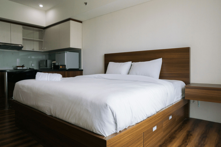 City View Studio Apartment at Tamansari La Grande By Travelio, Bandung