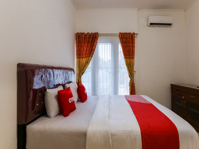 OYO 3907 Mine Residence, Padang