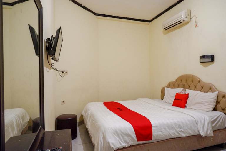 Bedroom 5, RedDoorz @ Hotel Citra Indah, Yogyakarta