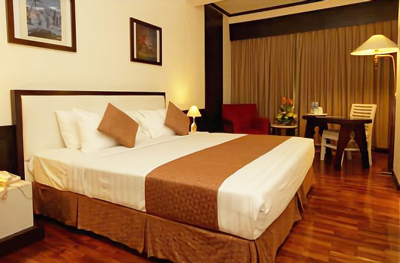 Bedroom 5, Maharadja Hotel, Jakarta Selatan