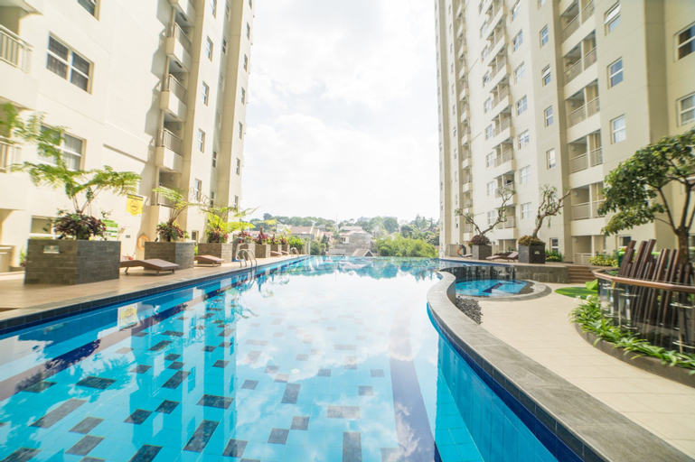 Cozy 1BR Apartment @ Parahyangan Residence By Travelio, Bandung