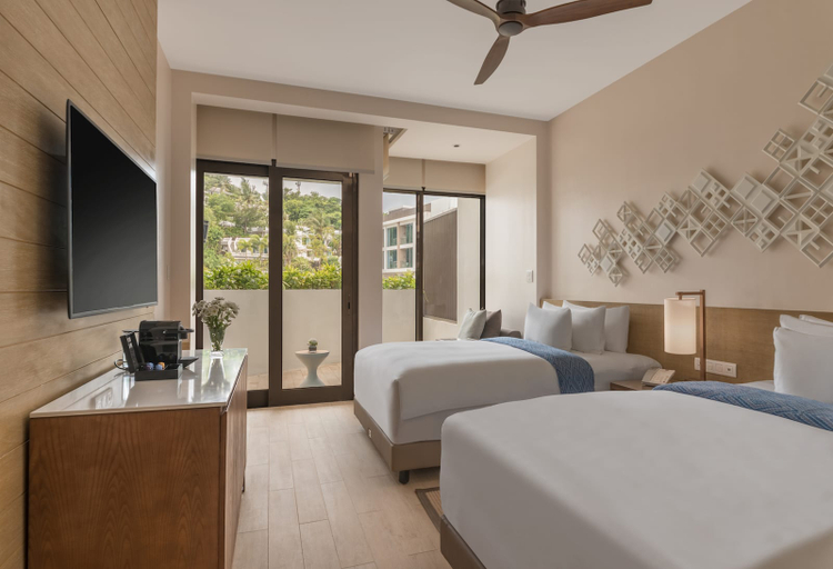 Bedroom 3, Crimson Resort and Spa Boracay, Malay