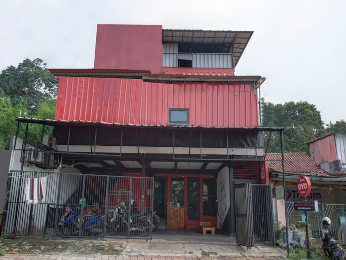 OYO 3883 The Red, Bogor