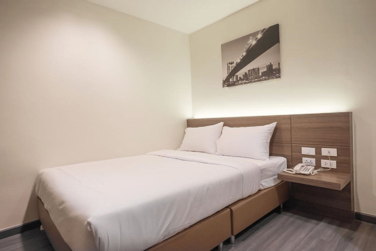 Bedroom 18