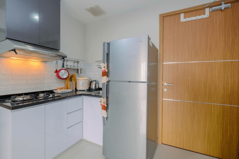 Others 2, Minimalist and Posh 1BR The Oasis Cikarang Apartment By Travelio, Cikarang