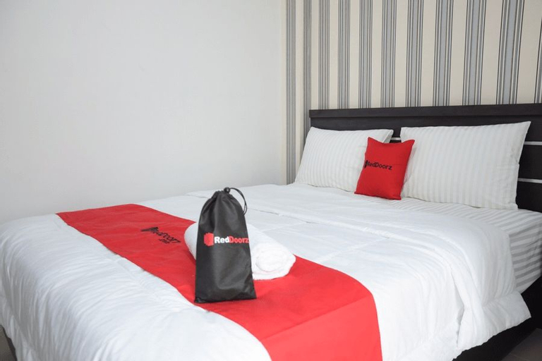 RedDoorz near UIN Sumatera Utara, Medan