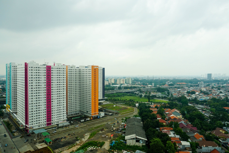 Others 3, Comfy and Beautiful Studio Green Pramuka Apartment By Travelio, Central Jakarta