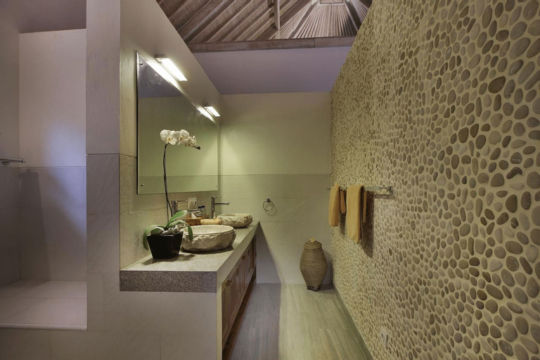 Bedroom 12