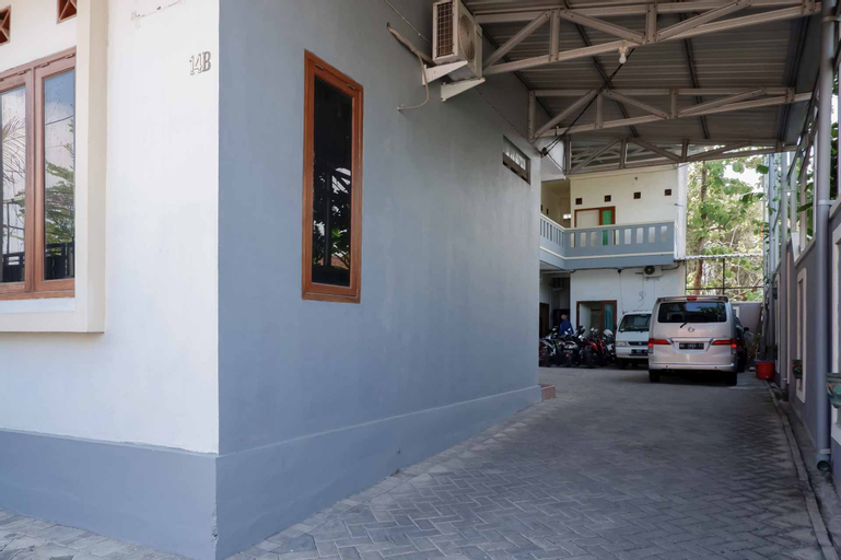 Public Area 2, RedDoorz near RSUD Nganjuk, Nganjuk