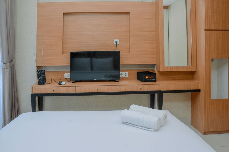Bedroom 4, Comfy and Modern Studio Apartment at Elpis Residence By Travelio, Central Jakarta