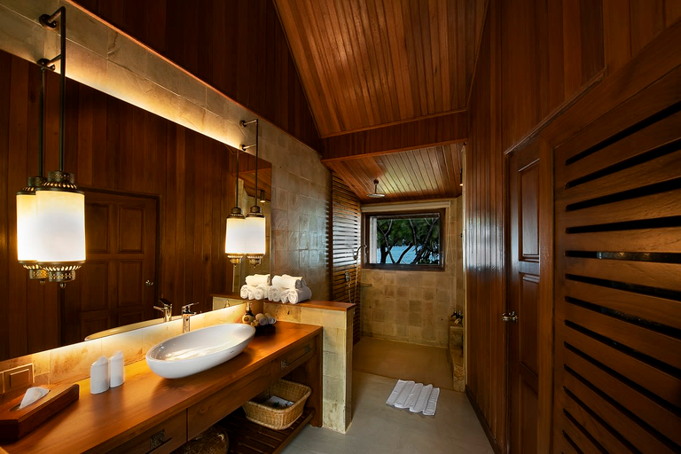 Bathroom 5, Gangga Island Resort & Spa Manado, North Minahasa