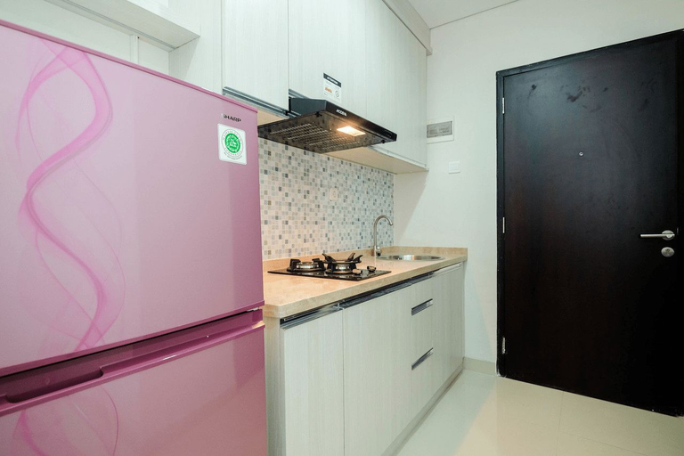 Others 2, Cozy and Modern 1BR Apartment at Atlanta Residences By Travelio, Depok