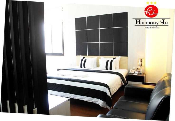 Bedroom 4, Hotel Harmony In, Pontianak