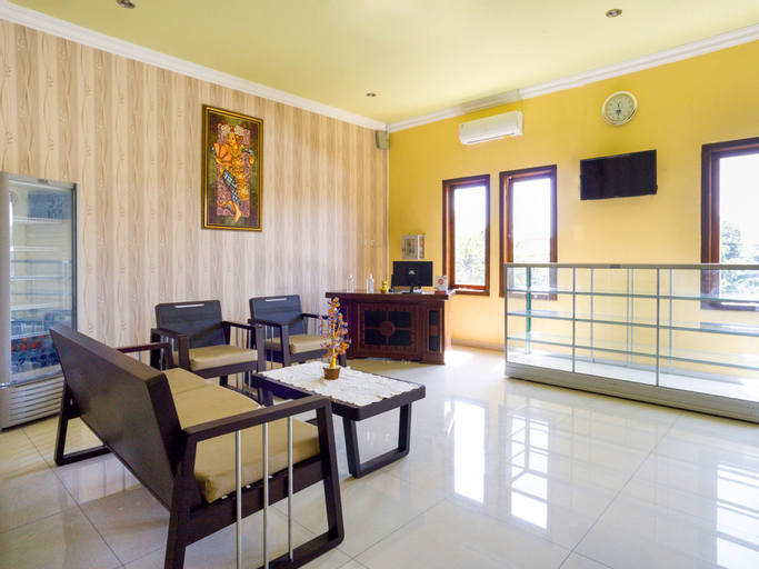 Kinawa Family Homestay Madiun, Madiun