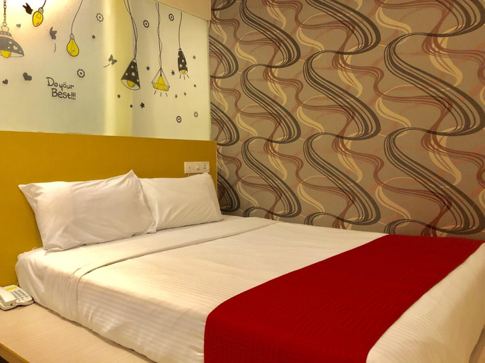 Bedroom 3, 8 Days Boutique Hotel Mount Austin, Johor Bahru