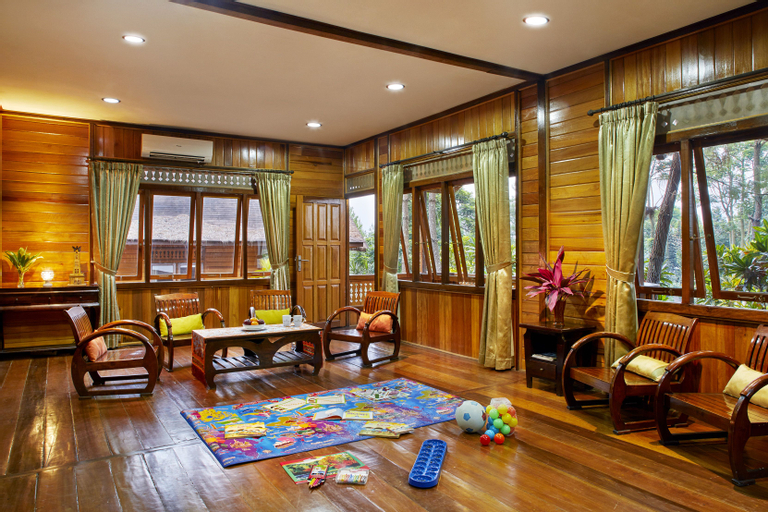 Jambuluwuk Convention Hall & Resort Puncak, Bogor