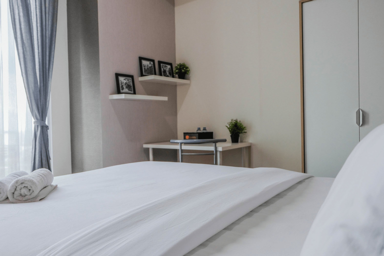 Tree Park Studio Apartment near ICE BSD By Travelio, South Tangerang