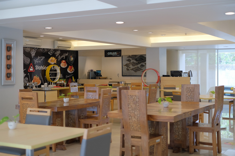 Food & Drinks 5, Metland Hotel Cirebon, Cirebon
