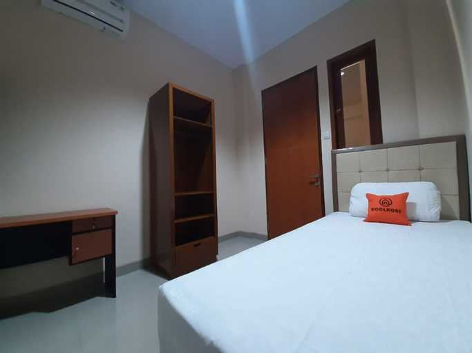 KoolKost @ Johar Baru Utara (Minimum Stay 6 Nights), Central Jakarta