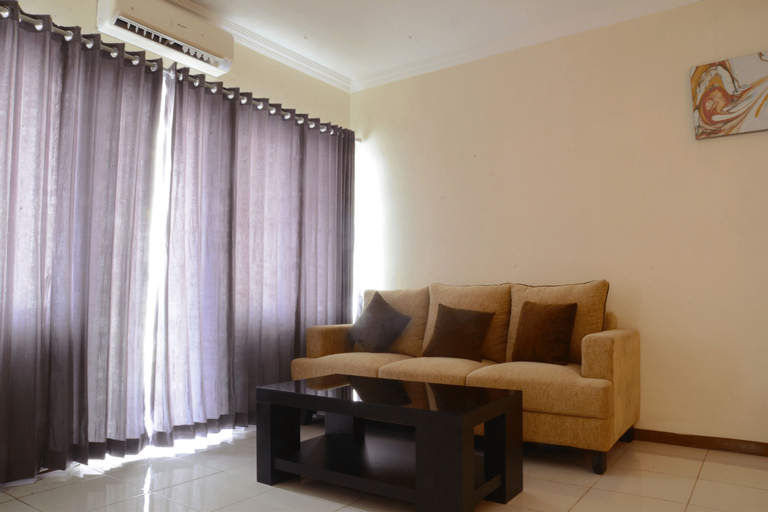 Luxury Design 3BR Grand Palace Kemayoran Apartment With Private Bathtub By Travelio, Central Jakarta