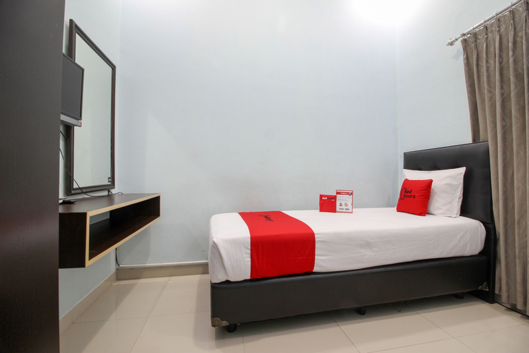 Bedroom 3, RedDoorz Plus @ Timoho, Yogyakarta