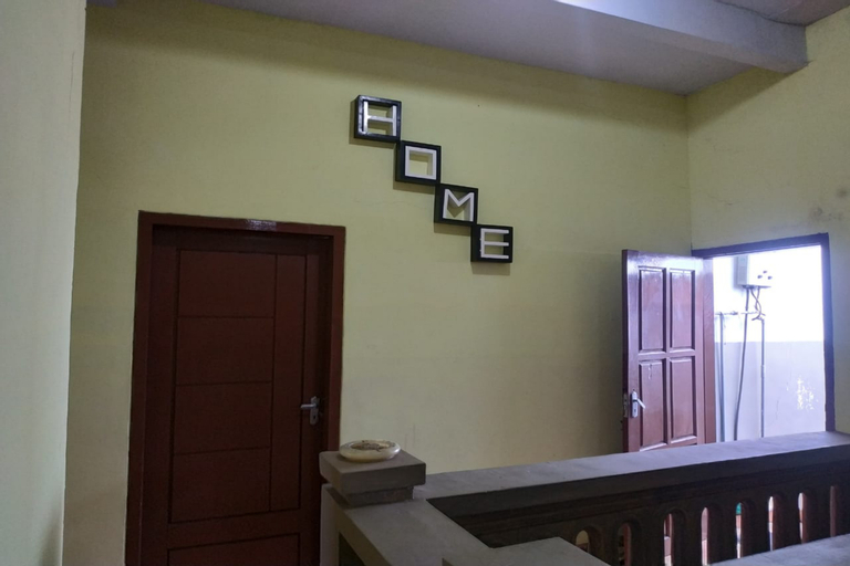 OYO 90097 Homestay Sinta Ndani Putri, Probolinggo