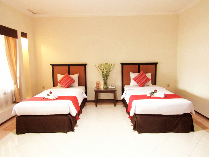 Bedroom 3, Hotel Pelangi Malang, Kayutangan Heritage, Malang