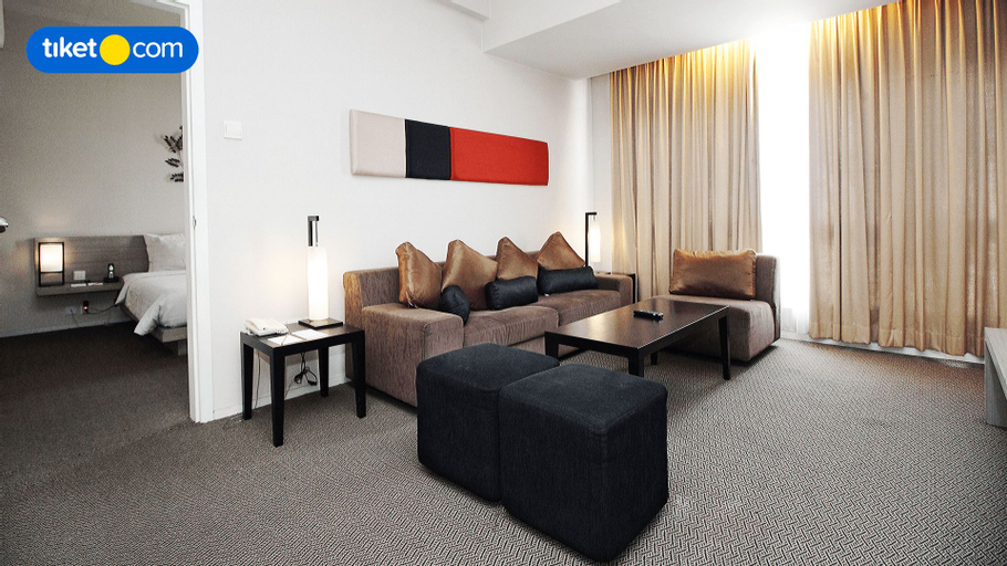 Public Area 12