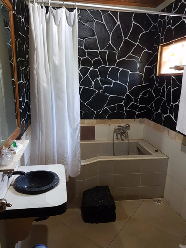 Bedroom 5, Danau Dariza Resort Hotel, Garut