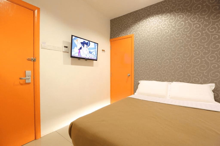 1 Hotel Kuchai Lama Room Type - Deluxe Queen Room No Window